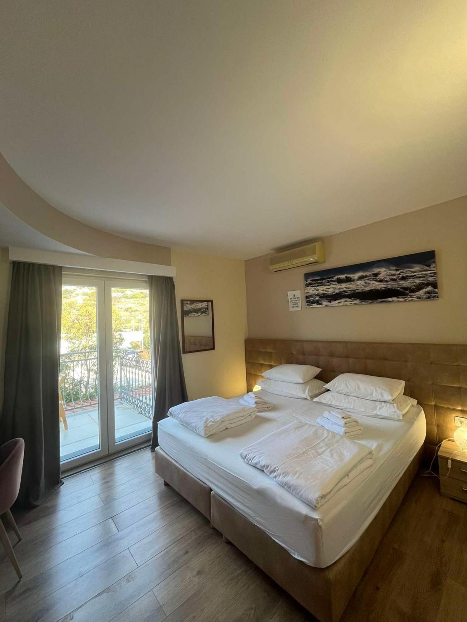 Dela 3* Hvar Town